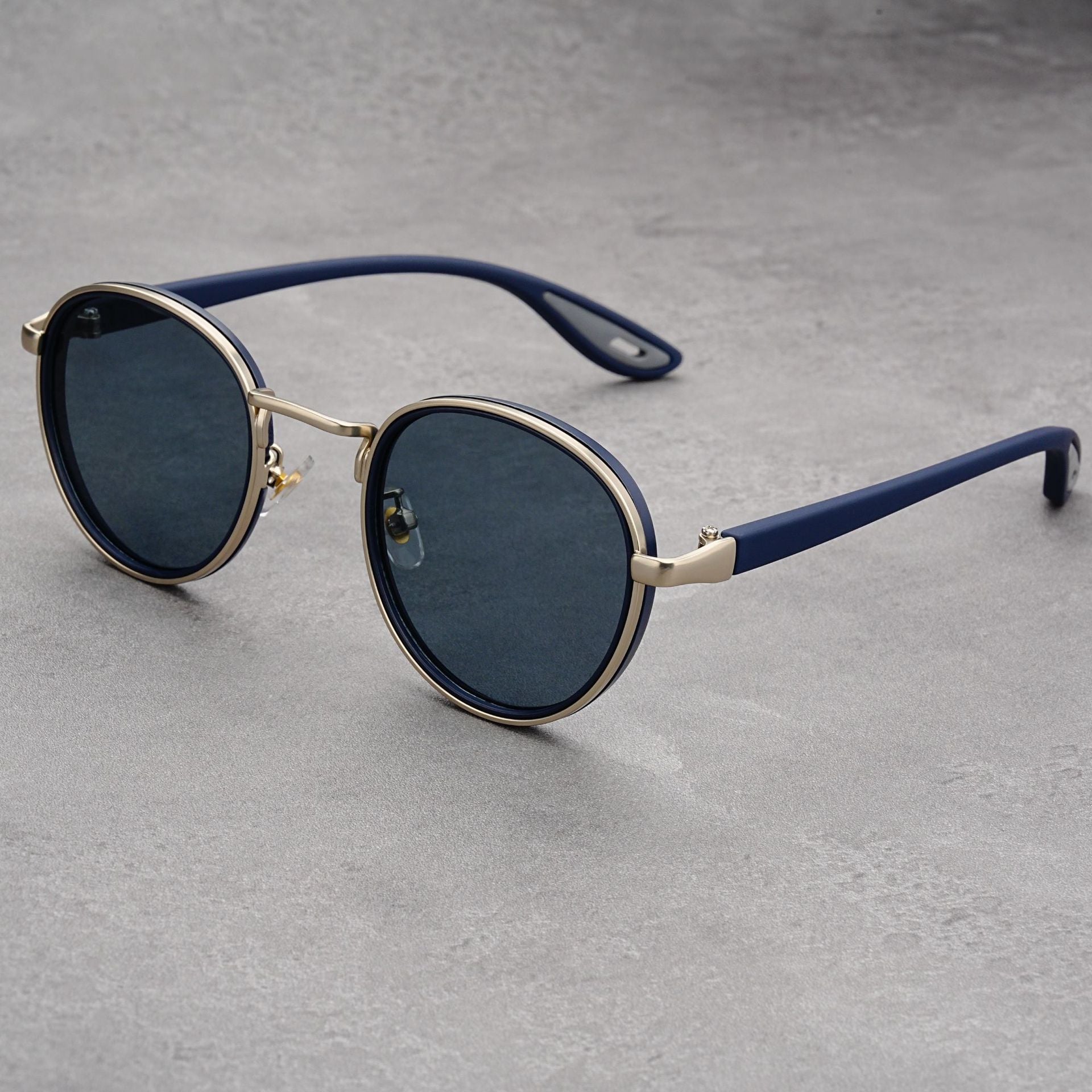 The Lennox Sunglasses - Round gold-rim frame in lightweight TR with UV400 lenses