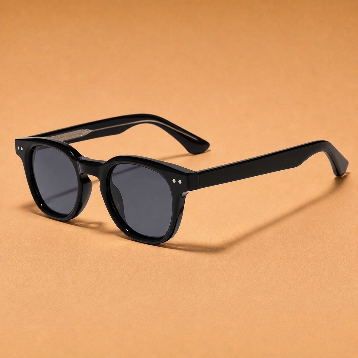 The Monza Sunglasses - Retro gold-pin frame with polarized UV400 lenses