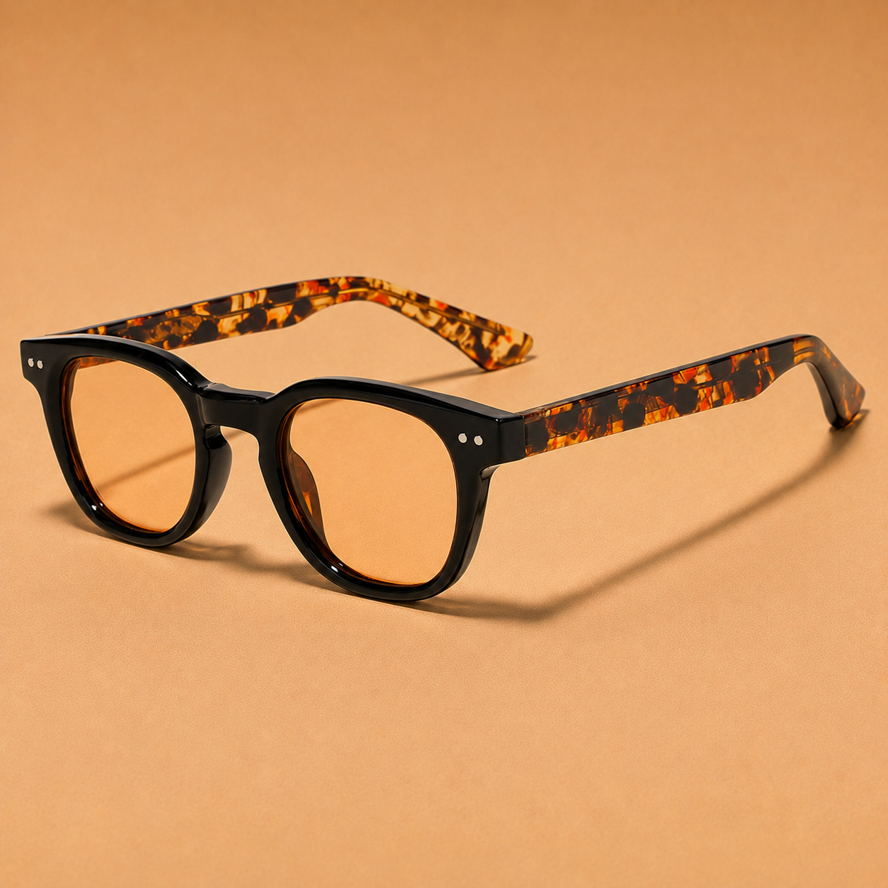 The Monza Sunglasses - Retro gold-pin frame with polarized UV400 lenses
