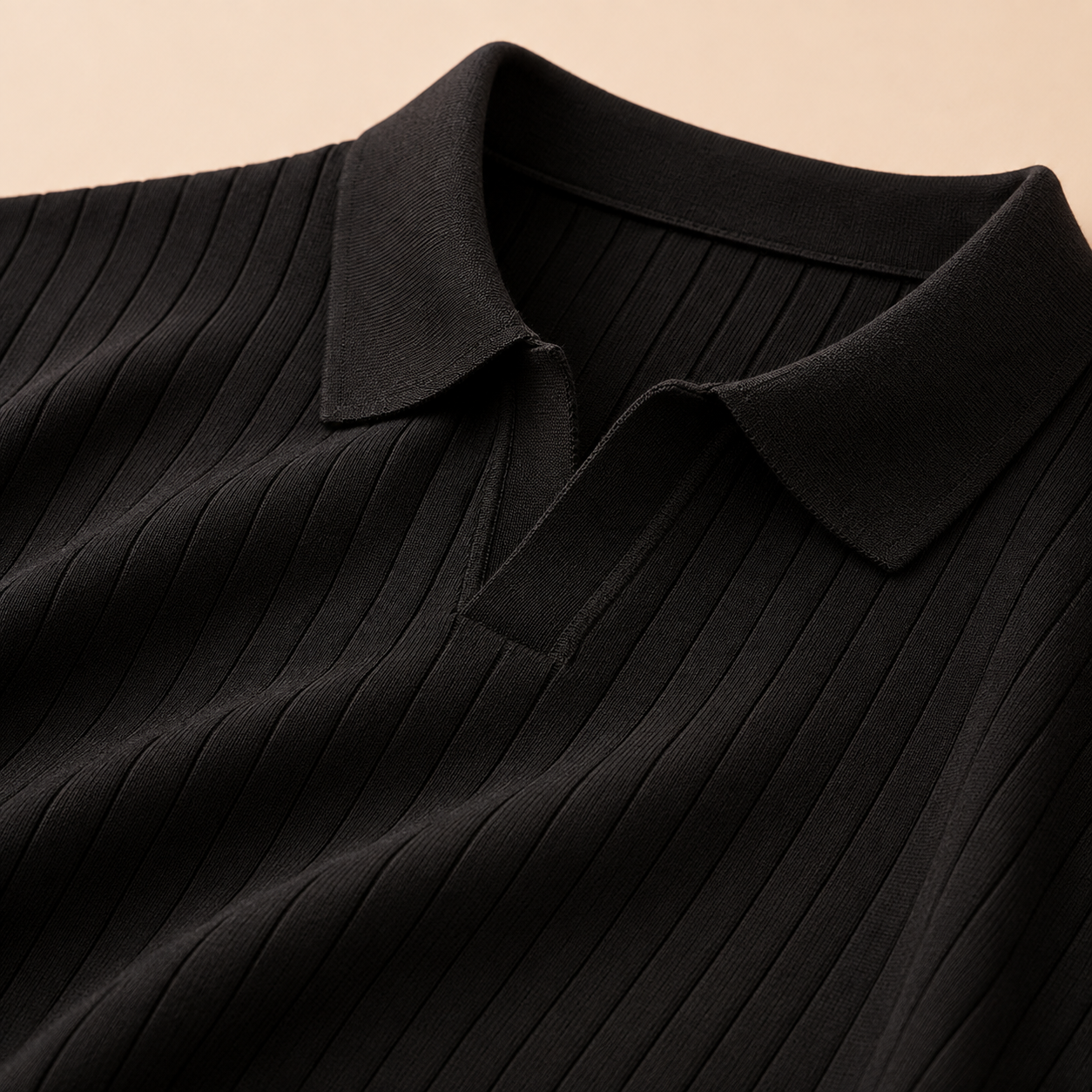 The Ambrose Long Sleeve - Fine-ribbed knit with a soft lapel collar and slim tailored fit